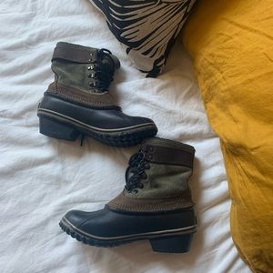 Sorel winter duck boots